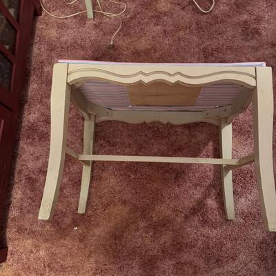 Vintage Queen Anne Style Vanity