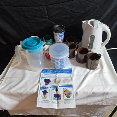 Phillips Electronics water kettle - Plastic water pitcher - and a few mugs