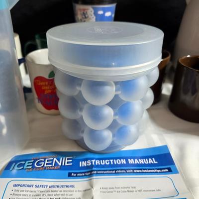 Phillips Electronics water kettle - Plastic water pitcher - and a few mugs