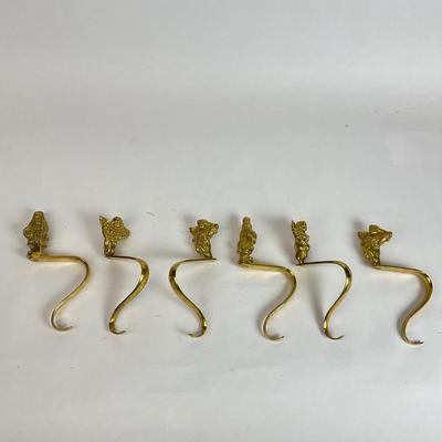 Z597 Set of Six Brass Christmas Mantle Stocking Holders