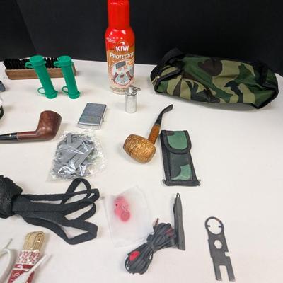 Shoelaces - Pipes - Zippo Lighter