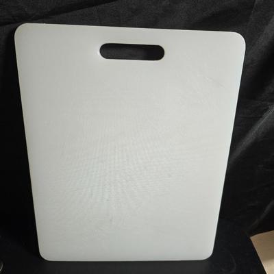 Cutting boards, Knives and nice plastic rubbermaid fresh works food storage containers