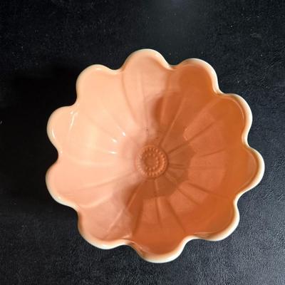 Fun dinnerware - Vegetable mugs and flower bowls with leaf plates