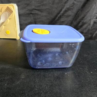 Huge lot of plastic kitchenware - Pitcher - water bottles - plastic food storage - Bowls and more