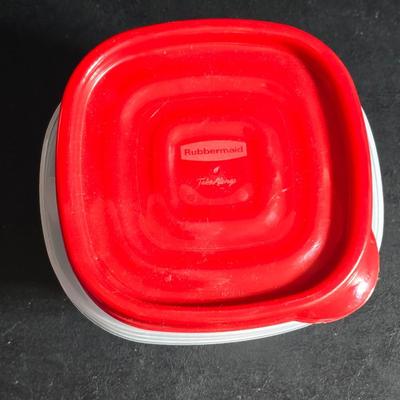 Huge lot of plastic kitchenware - Pitcher - water bottles - plastic food storage - Bowls and more