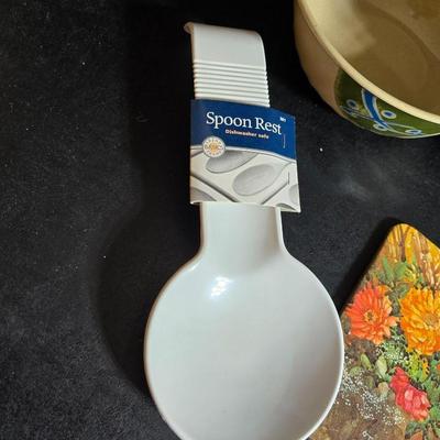 Small Rival crockpot with glass lidded leftover containers, quilted hot pads, spoon rest and more