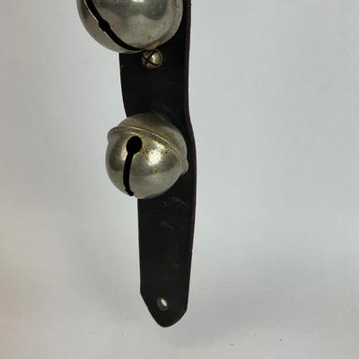 Z705 Large Vintage Leather Sleigh Bells
