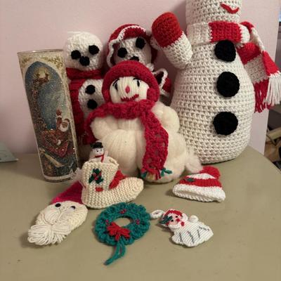 Vintage Crochet and Yarn Christmas Decor