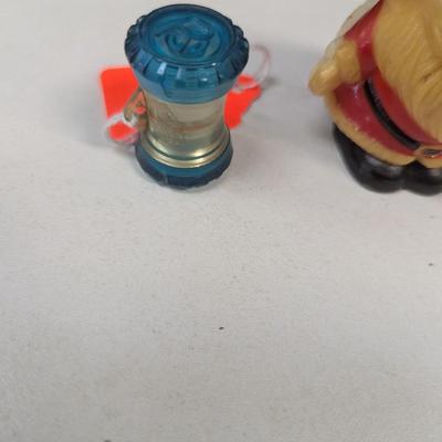 Vintage 1963/1964 Blue/Clear Shaker - Plastic Santa & Mrs. Claus Shakers & Cast Iron Amish Shakers