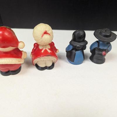 Vintage 1963/1964 Blue/Clear Shaker - Plastic Santa & Mrs. Claus Shakers & Cast Iron Amish Shakers