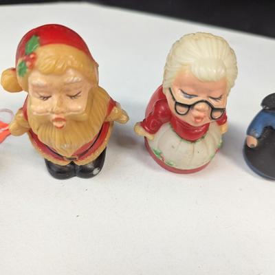 Vintage 1963/1964 Blue/Clear Shaker - Plastic Santa & Mrs. Claus Shakers & Cast Iron Amish Shakers
