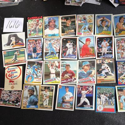 Topps Baseball Cards