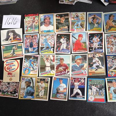 Topps Baseball Cards