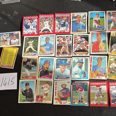 Topps Baseball Cards