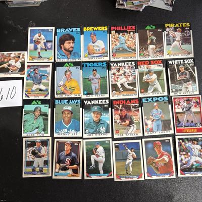Topps Baseball Cards