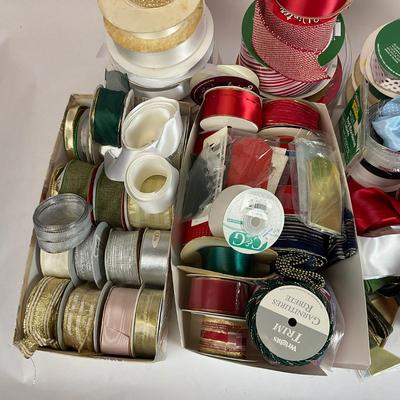 Z709 Large Lot of Holiday Ribbon and Gift Tags