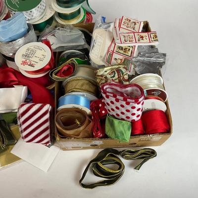 Z709 Large Lot of Holiday Ribbon and Gift Tags
