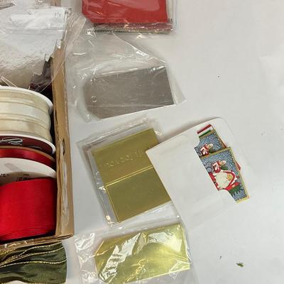 Z709 Large Lot of Holiday Ribbon and Gift Tags
