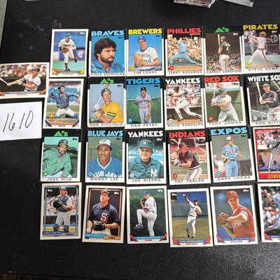 Topps Baseball Cards