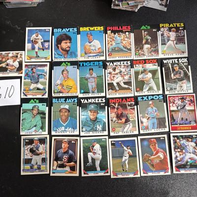 Topps Baseball Cards
