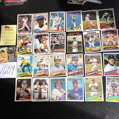 Topps Baseball Cards