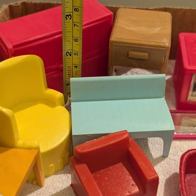 Vintage Plastic Dollhouse Furniture #2