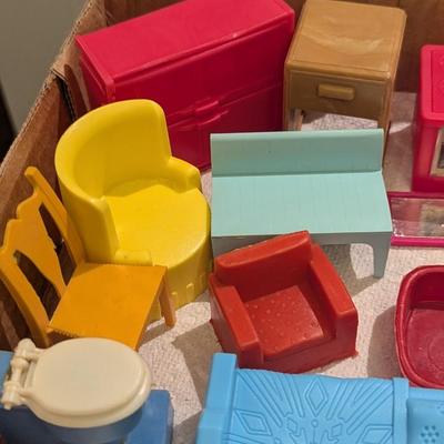 Vintage Plastic Dollhouse Furniture #2