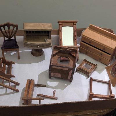 Vintage Wooden Dollhouse Furniture #4