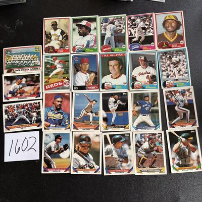 Topps Baseball Cards