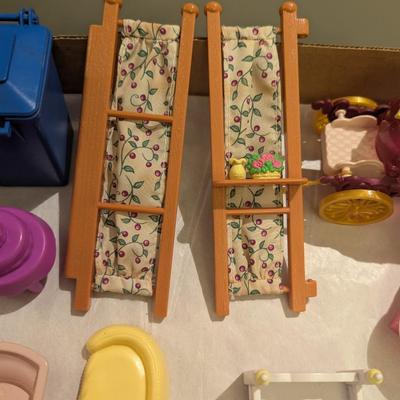 Vintage Plastic Dollhouse Furniture #5