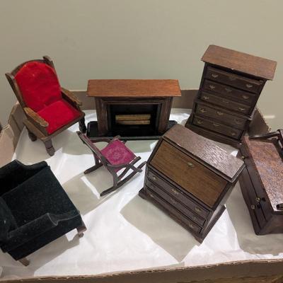 Vintage Wooden Dollhouse Furniture #6