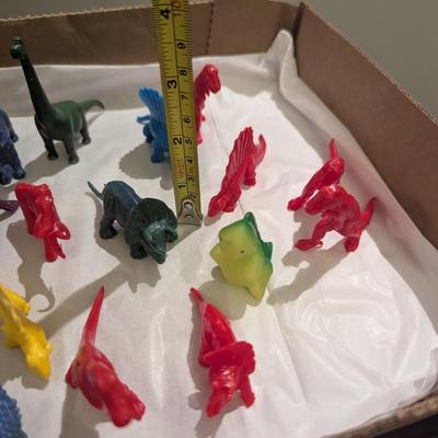 Plastic Dinosaurs Figures #1