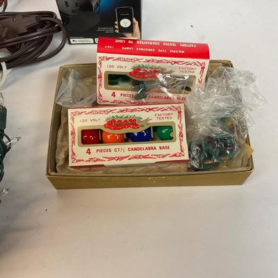 Z711 Assortment of Christmas Lights and Geeni Outdoor WiFi Plug