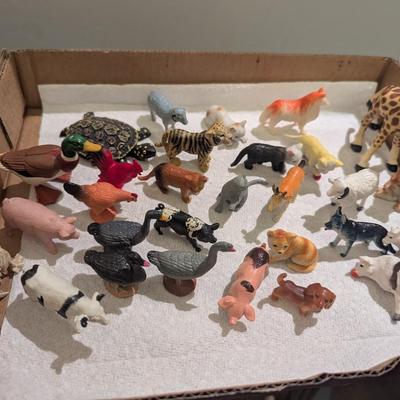 Vintage Farm Animal Figures #1