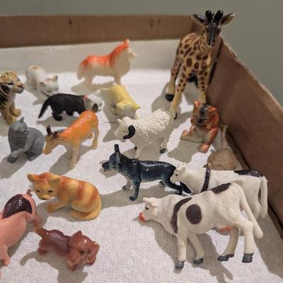 Vintage Farm Animal Figures #1