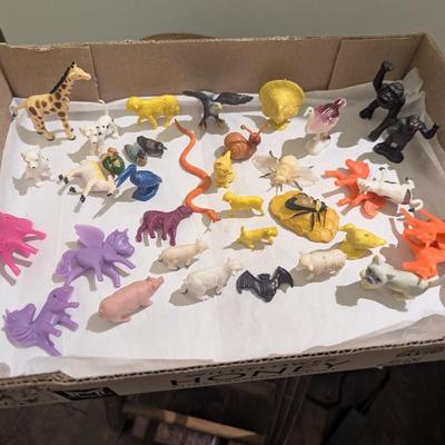 Vintage Plastic Animal Figures #2
