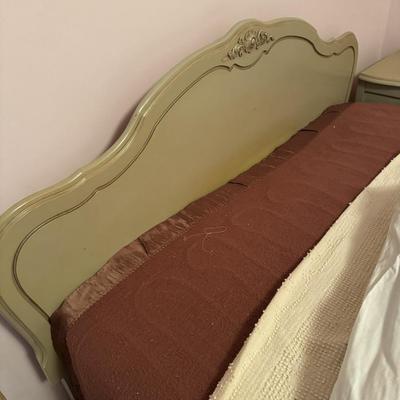 Vintage Full Bed With Nightstand