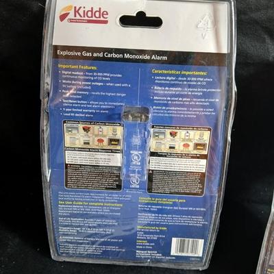 Kidde Explosive gas alarm - Intelligent alarm combination - LED Work light and a Timex timer all brand new!