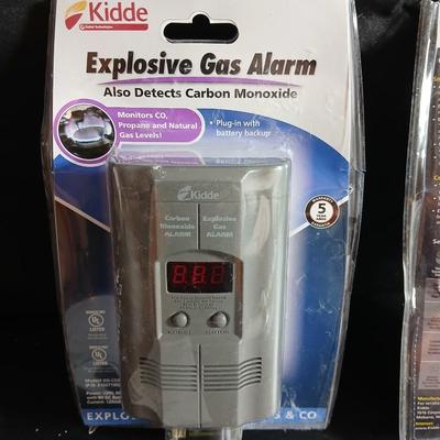 Kidde Explosive gas alarm - Intelligent alarm combination - LED Work light and a Timex timer all brand new!