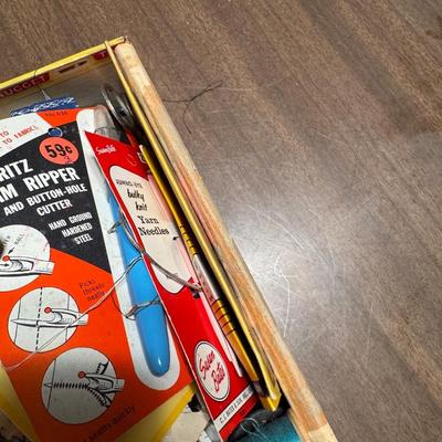 Vintage Sewing Lot 355