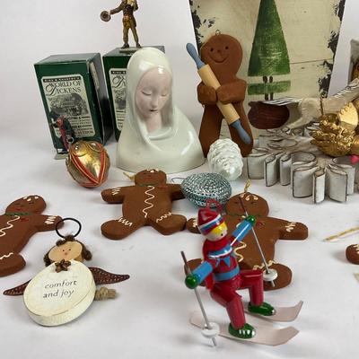 Z716 Gingerbread Christmas Holiday Decor