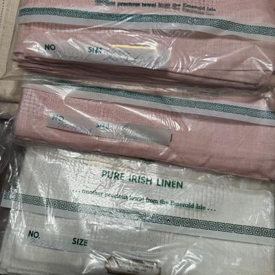 Fine Linen Table Covers 361