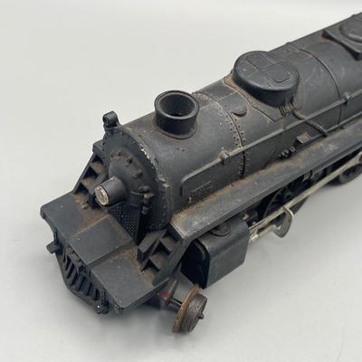 Lot 231: Vintage Lionel Train O-Gauge Locomotives and Tenders