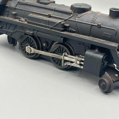 Lot 231: Vintage Lionel Train O-Gauge Locomotives and Tenders