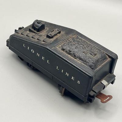 Lot 231: Vintage Lionel Train O-Gauge Locomotives and Tenders