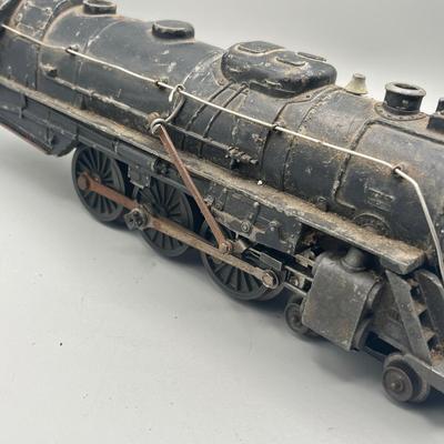Lot 233: Vintage Lionel Train Post War 2046 Engine Locomotive with 2046w Tender