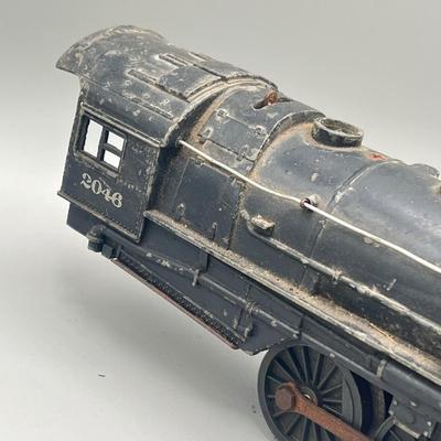 Lot 233: Vintage Lionel Train Post War 2046 Engine Locomotive with 2046w Tender