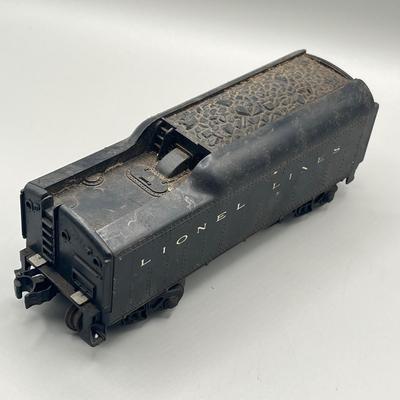 Lot 233: Vintage Lionel Train Post War 2046 Engine Locomotive with 2046w Tender