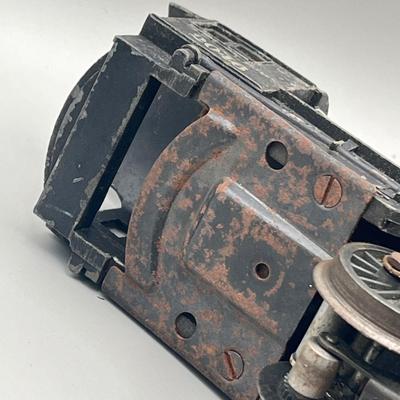 Lot 233: Vintage Lionel Train Post War 2046 Engine Locomotive with 2046w Tender