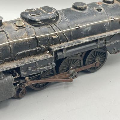 Lot 233: Vintage Lionel Train Post War 2046 Engine Locomotive with 2046w Tender
